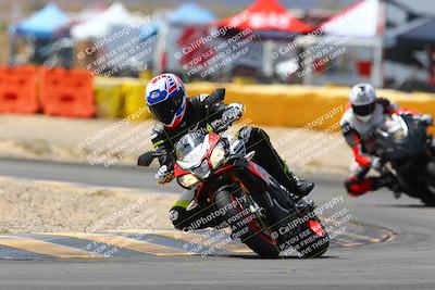 media/Apr-09-2022-SoCal Trackdays (Sat) [[c9e19a26ab]]/Turn 2 (1140am)/